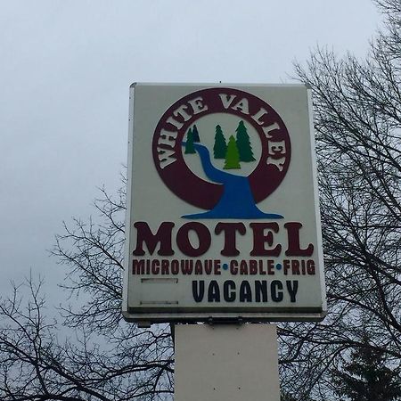 White Valley Motel Saint Charles Exterior photo